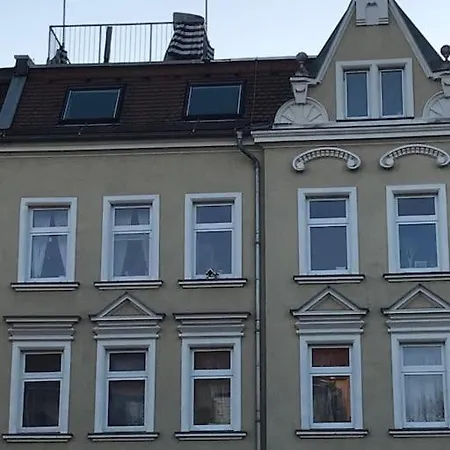 Dachgeschosswohnung Mit Dachterrasse *