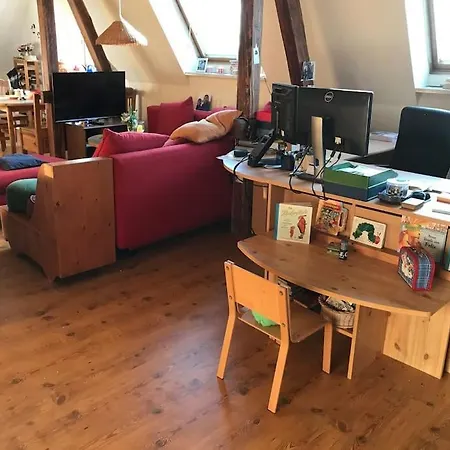 Dachgeschosswohnung Mit Dachterrasse *
