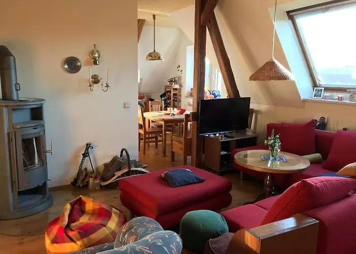 Dachgeschosswohnung Mit Dachterrasse تسيتاو