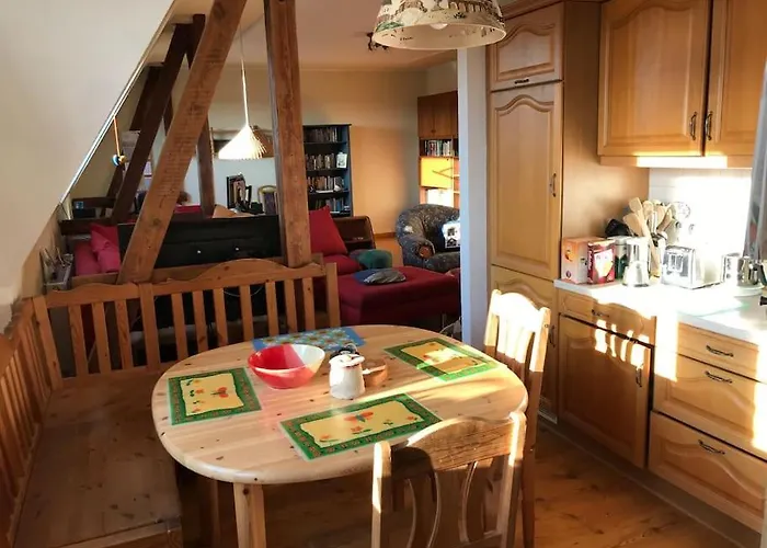 شقة Dachgeschosswohnung Mit Dachterrasse *