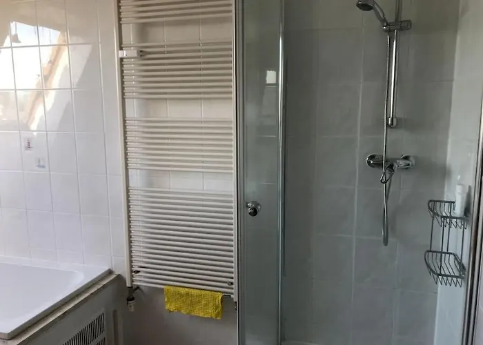 Dachgeschosswohnung Mit Dachterrasse * تسيتاو